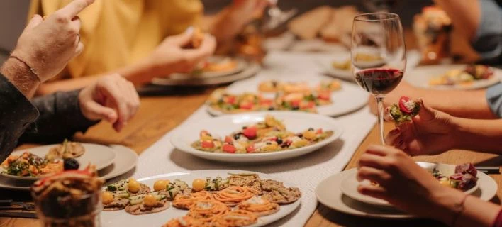 Κοτόπουλο, κρέας, μακαρόνια, σούπα -Πώς θα ζεστάνεις σωστά κάθε φαγητό που περίσσεψε